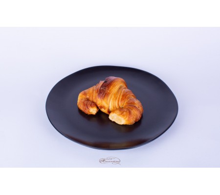 Croissant - by Amandine Viennoiserie