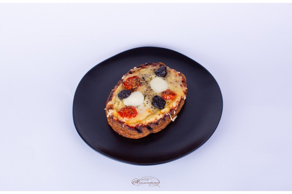 Pizza Ovale - by Amandine Traiteur