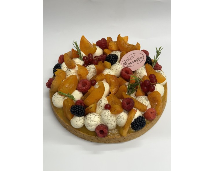 La Tarte Abricot - Entremets by Amandine Pâtisserie